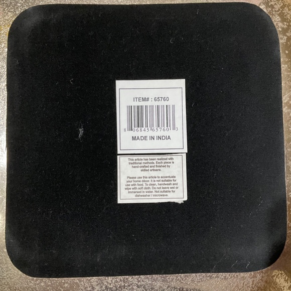 Gorgeous Metal Catch All Tray 12”X12”X2” Hand-crafted by a skilled Artisans - Picture 7 of 8